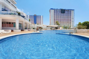 Bonito Estudio Playa Paraíso con vista al mar By Paramount Holidays